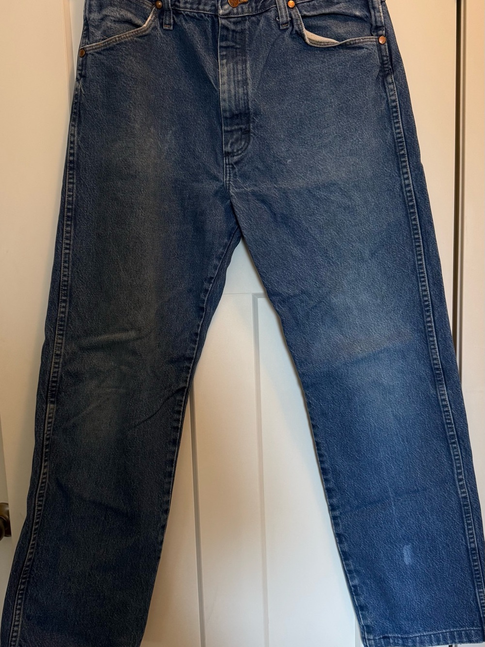 Wrangler Men's Straight Jeans in Dark Blue Denim